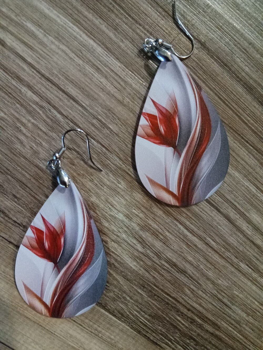 Elegant Red Floral Teardrop Earrings - Women Jewelry